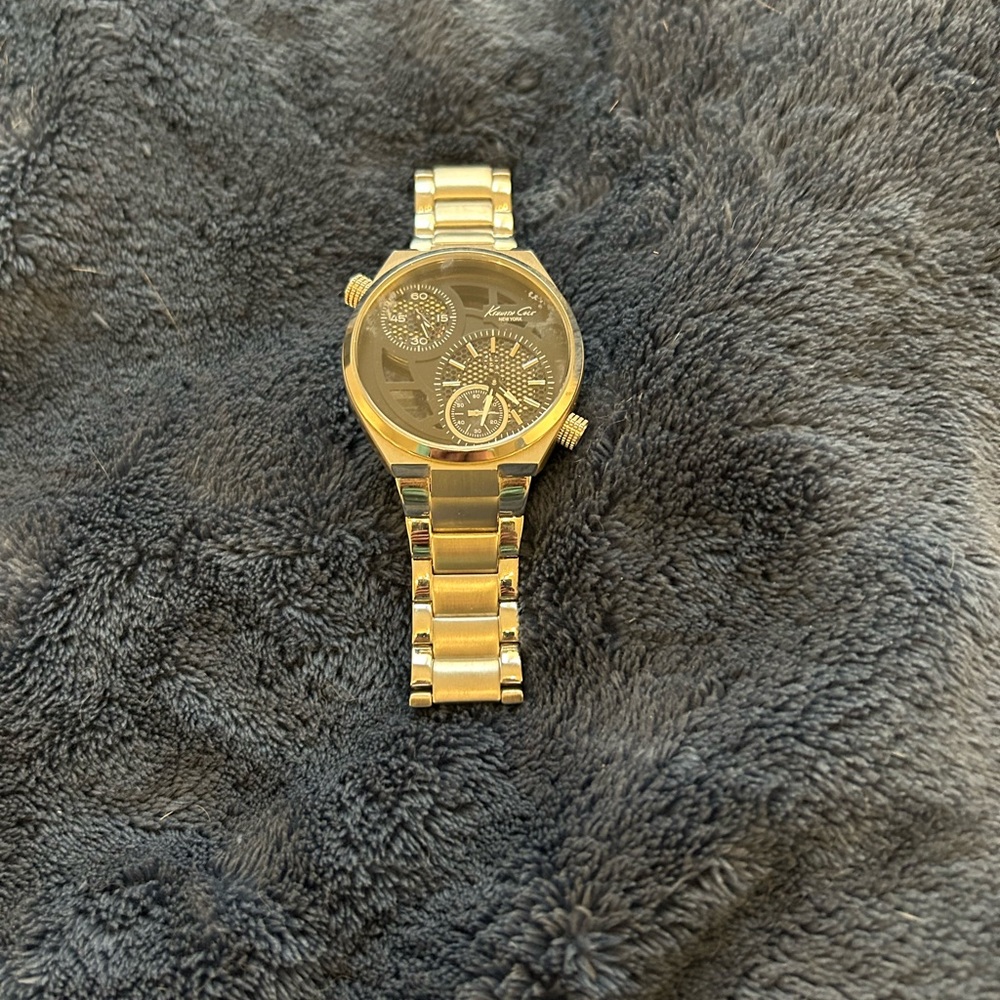 New Kenneth Cole Men’s Watch